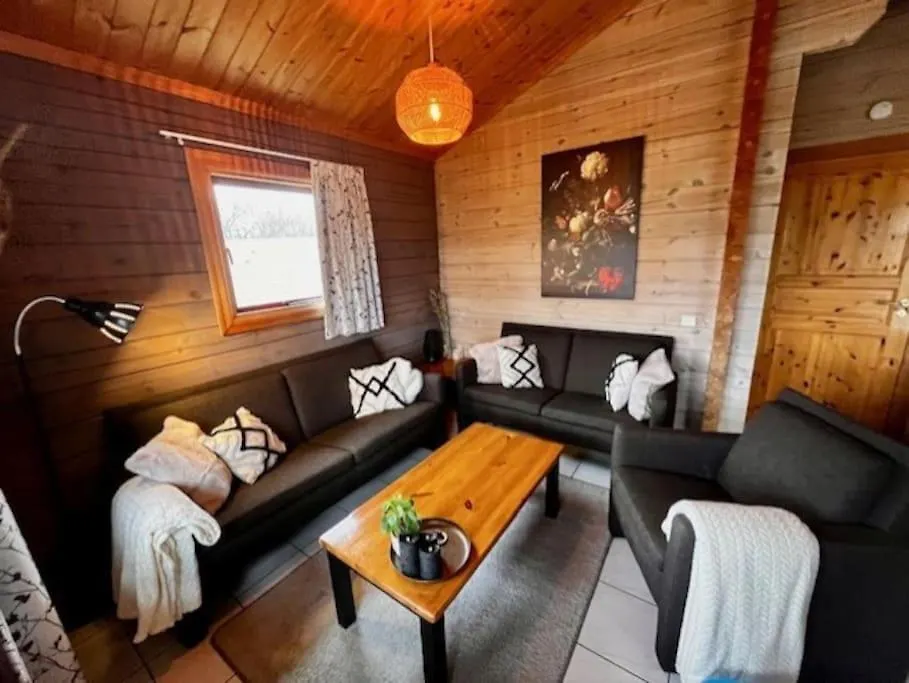 Sfeervolle En Ruime Chalet Il Mondo Mauroux  0*, Mauroux (Lot) Francie