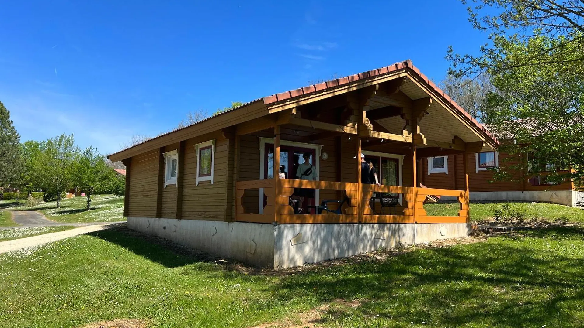 Sfeervolle En Ruime Chalet Il Mondo Mauroux
